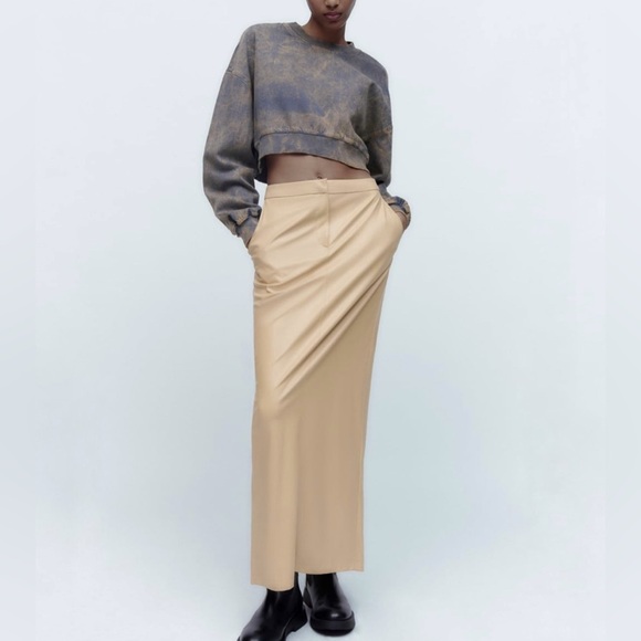 Zara faux leather midi skirt - Picture 1 of 7